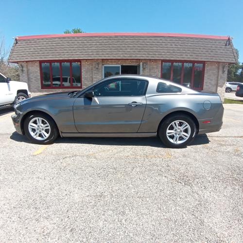 2014 Ford Mustang V6's photo