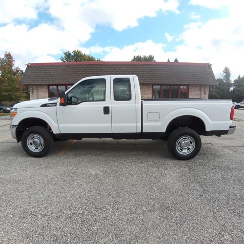 2016 Ford F-250 Super Duty XL's photo