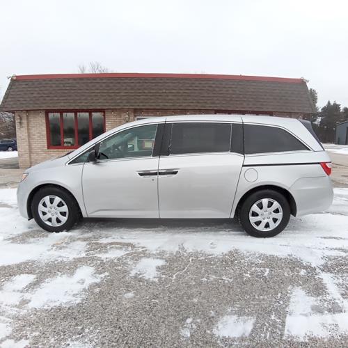 2013 Honda Odyssey LX's photo